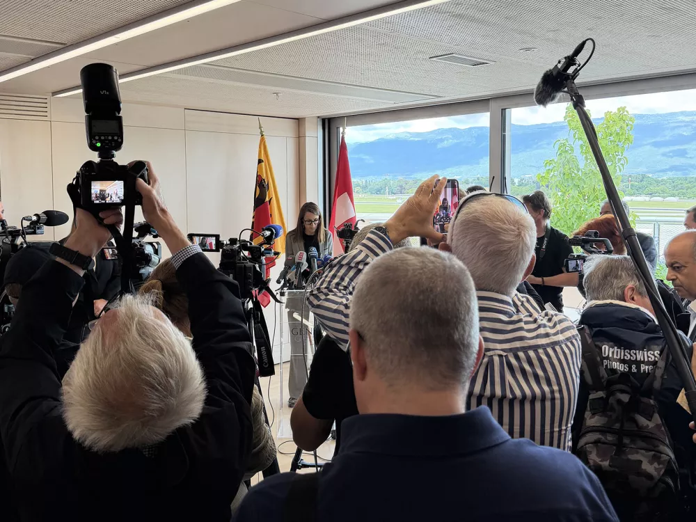 Genève s’apprête à vivre plusieurs jours sous haute surveillance en marge du G7 organisé à Évian. Entre accueil des délégations, contrôles renforcés et encadrement des manifestations, les autorités ont dévoilé un dispositif sécuritaire d’envergure.